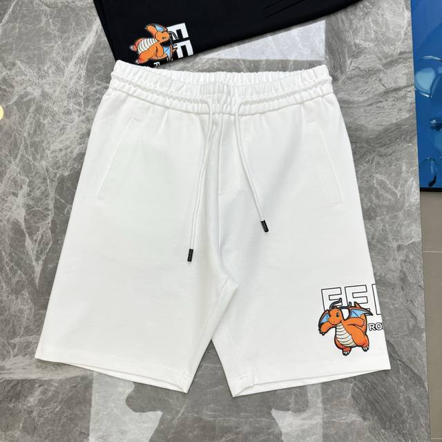 Fend*芬-迪25S春夏新款短裤！可搭配套装！新款小恐龙搭配品牌字母烫画工艺.后兜位点缀Logo短裤.订制高端锦棉罗马面料.立体侧身设计，超宽松版型日常慵懒搭