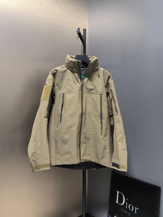 顶级版本 Arcteryx Leaf Aha Gen2军鸟黑色细节补充 防水保暖的面料 成份包括：坯布100％锦纶＋高透白＋20D特立可得 锦纶 ＋杜邦特氟龙防