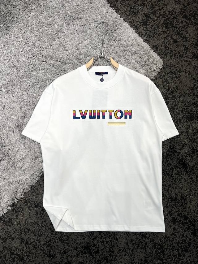 Louis Vuitton*路易威登 衣长