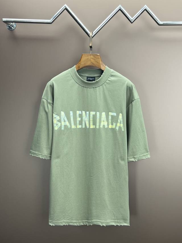 高端品质 巴黎世家Balenciaga 原版高克重纱纯棉面料 重工艺，印花，破洞，手感滑爽 L极度舒适体验 十足的高级感，都保持奢华高贵的特有的视觉质感. 颜色