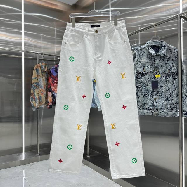 Lv 路易 25新品 彩色字母Logo压硅胶牛仔裤！特定最新品牌皮标 重磅单品~私渠稀有臻品 客供五金辅料 进口客供定织牛仔棉布面料,时尚又个性 超级百搭好看的