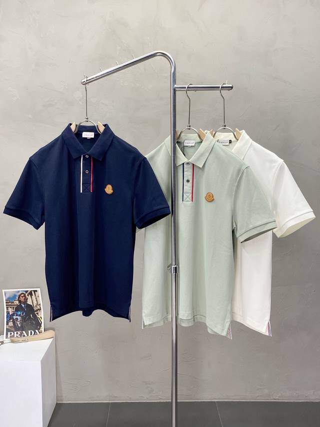Moncler蒙口独家专供新款原单男士休闲短袖 高端定制 高端版本 时尚百搭爆款进口面料 手感超柔软细腻 穿着亲肤舒适 高端精品 代工厂p精细做工 上身非常赞