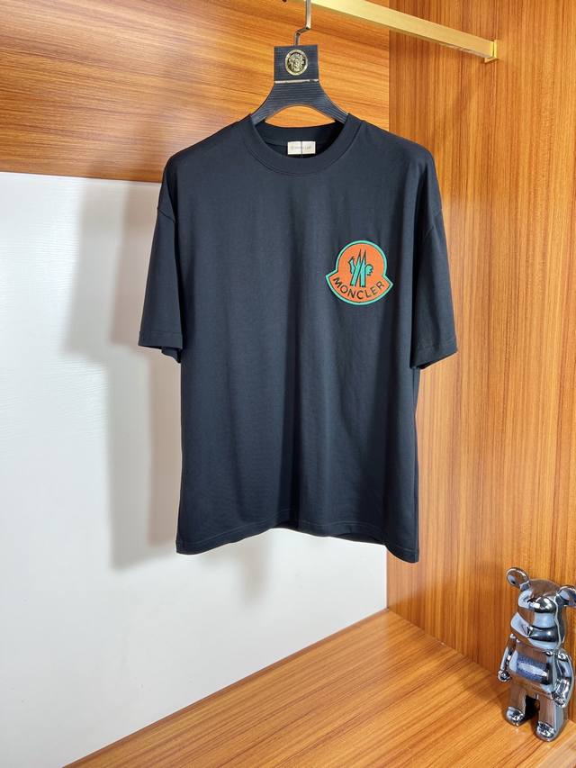 Moncler 蒙口 2025年春夏新品上新 三标齐全 圆领短袖T恤 好货不用过多介绍 看细节 专柜码数：M-Xxl 175 140建议M 宽松版型