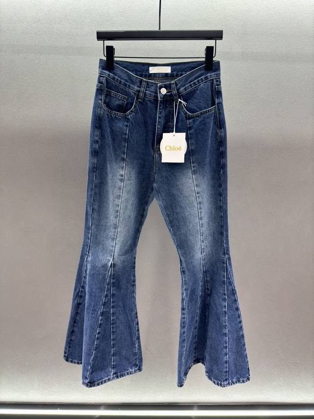 2660 Spring And Summer ！Chlo*，刘诗诗同款微喇牛仔裤， Yb定制复古洗水工艺，立体剪裁微喇版型， 塑造S身材，上身显瘦！ 三码！