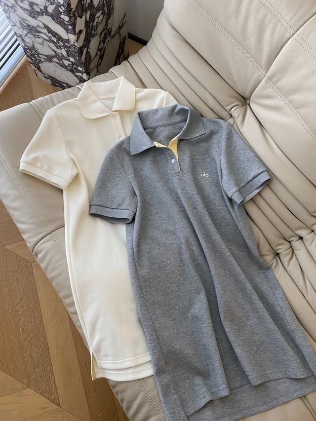 25Ss春夏 翻领polo连衣裙 随身小松版型 立体裁剪Alo刺绣Logo 利落的polo领开襟 不会显得过于严谨呆板随性休闲 舒适透气微带弹力 前短后长设计挺