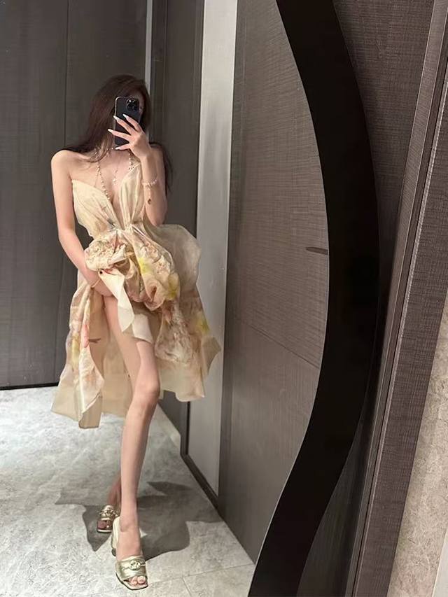 新款 吊带深V领不规则连衣裙 Smlxl