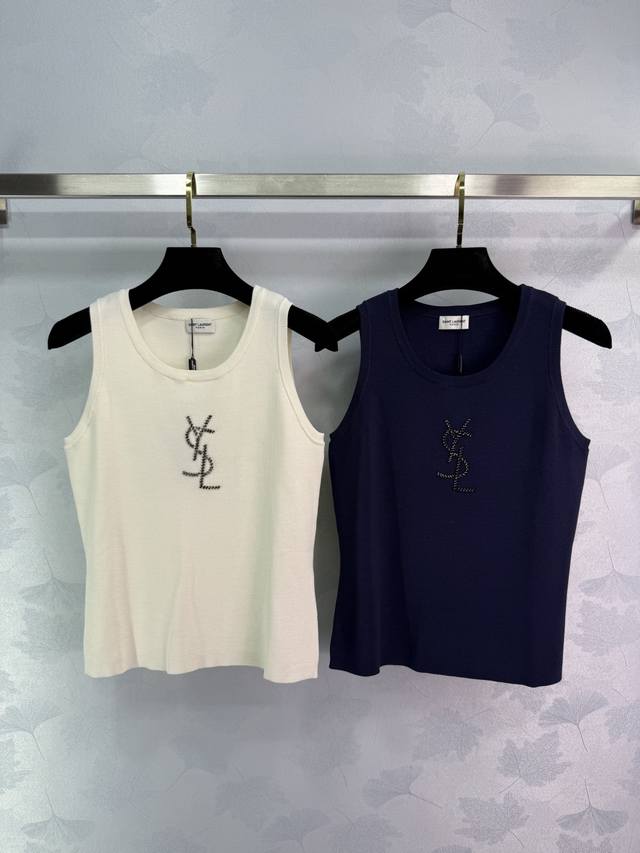 Ys*春夏新款针织背心 胸前有精致Logo设计 高級時尚精品 單穿也很 版型经典百搭显瘦 2色3码Sml T226B