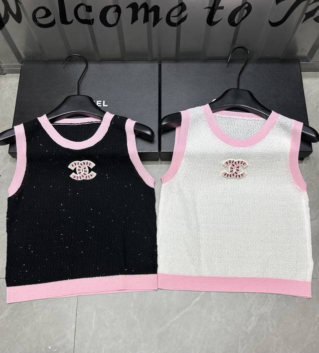 新品上线 款号:27597# #香香Logo亮片背心