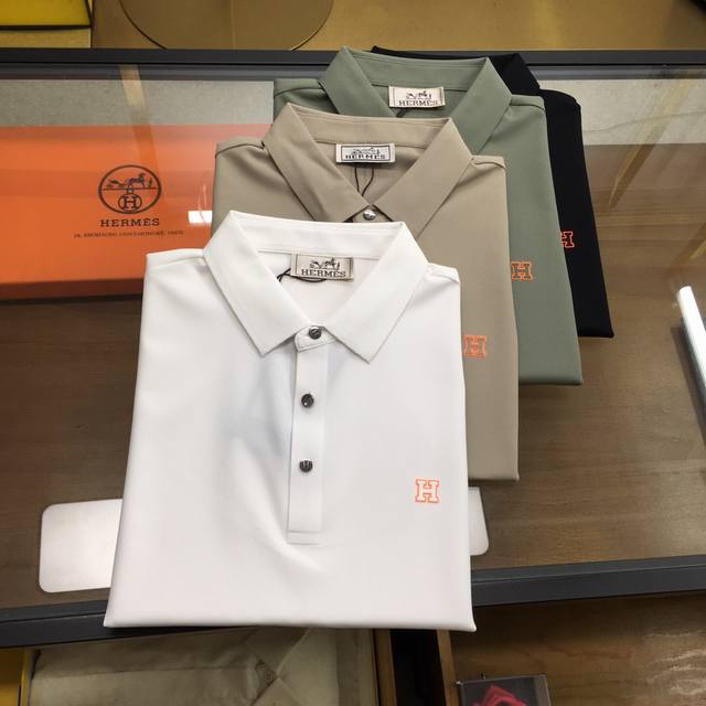 新品 爱士 高端polo 2025Ss春夏新品 Go 时尚休闲翻领T恤，甄选优质天丝凉爽面料，无痕切割工艺，胸前密针精致Logo设计标识，客供订织五金辅料，简约