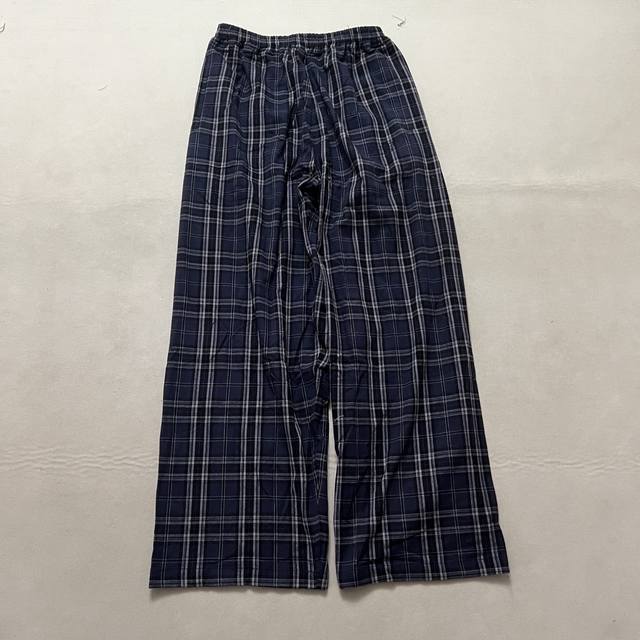 Balenciaga条纹绣花字母长裤
