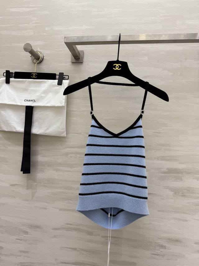 chane2S春夏新品Look 甜美又温柔蓝色条纹吊带 100%：山羊绒. 高品质定制，现货首发Size：36 38 40