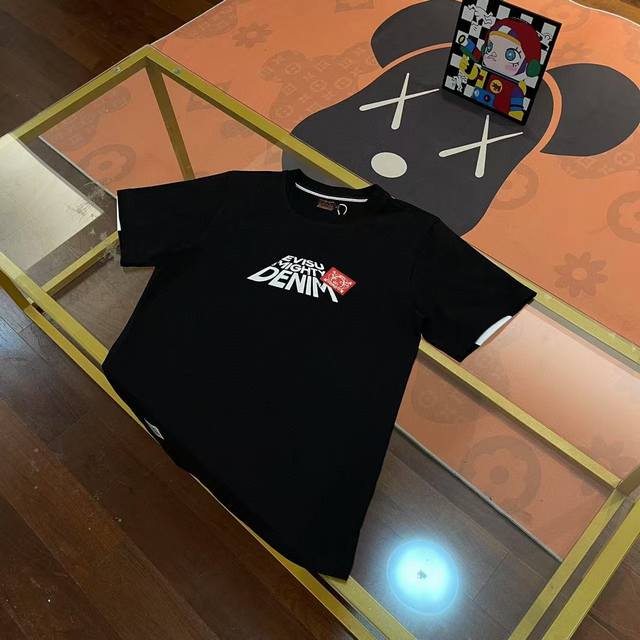 evisu福神2025新款男士佛头后背大M图案字母T恤短袖 颜色：黑 尺码：S-Xxl S码 肩宽44 胸围96 衣长68 适合身材 - 斤 M码 肩宽46 胸