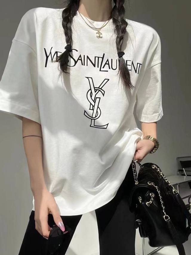 ysl圣罗兰 高克重纯棉直筒T恤镂空印花短袖情侣款 Color: 白色 Size: M-Xl M 肩宽50 胸围112 衣长 Cm L 肩宽51 胸围116 衣
