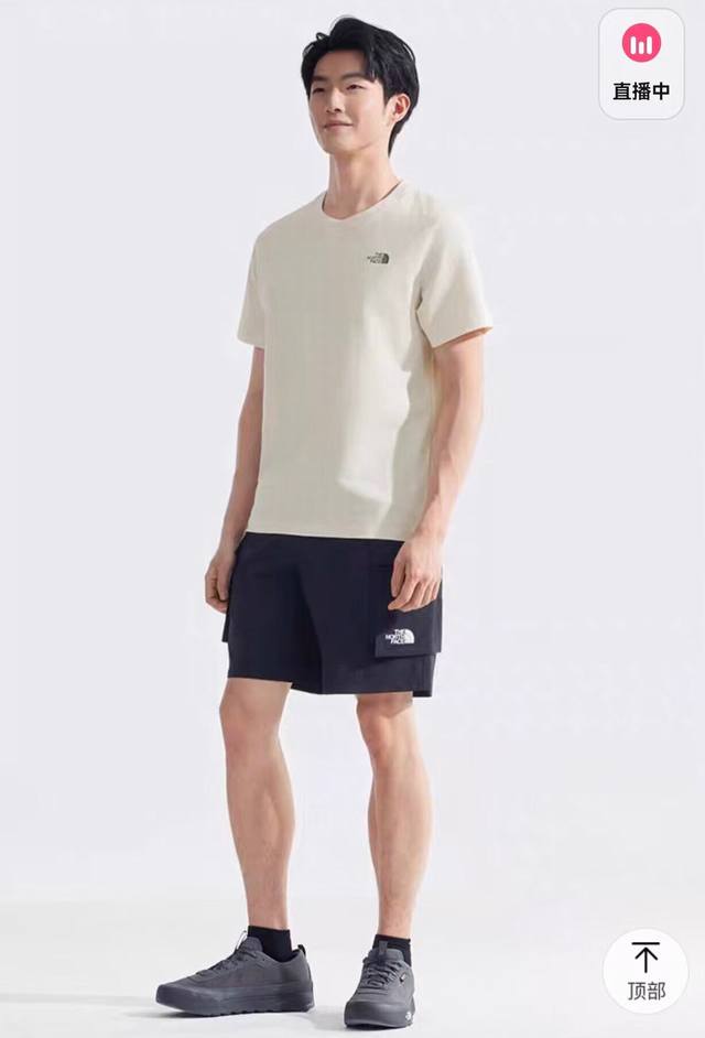 好货上新 北面男女同款纯棉短袖T恤户外新款Thenorthface 客供纯棉面料舒适透气柔软细腻 胸口Logo搭配后背大印花 客供吊牌辅料三标都齐 码数:M，L