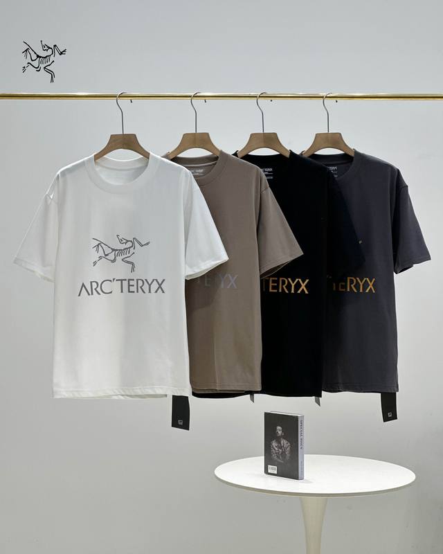 arc’Teryx始祖鸟25Ss早夏新款短袖 轻奢主义 男女日常通勤穿搭必备单品 正确版本 欢迎对比 详细特征 230克 % 纯棉双纱汗布面料 同缸定染特种加粗
