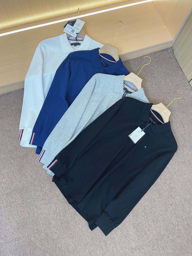 颜色：黑色, 白色 灰色,蓝藏青色。尺码M~2Xl, Tommy汤米专贵经典绣标款基础长袖拼接织带Polo衫！ 爆款来袭！！ 透气性好，舒适性强，版型超正，线条
