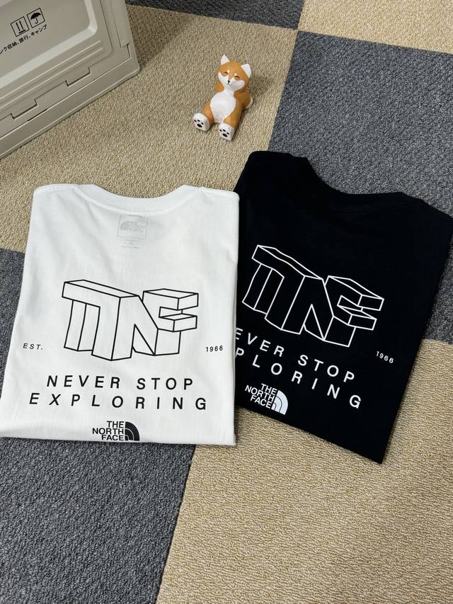 the North Face 北面 25Ss 后背Tnf镂空印花情侣短袖T恤 小红书热门爆款，明星网红同款穿搭，男女日常通勤穿搭必备单品！ 高品质260克高克重