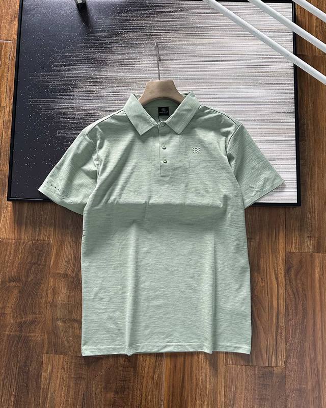kolonsport可隆户外男速干吸湿运动抗菌Polo衫绝对是您的不二之选！可搭情侣款！ 可隆品牌在户外服饰领域一直处于领先地位，这款Polo衫更是凭借其出色的