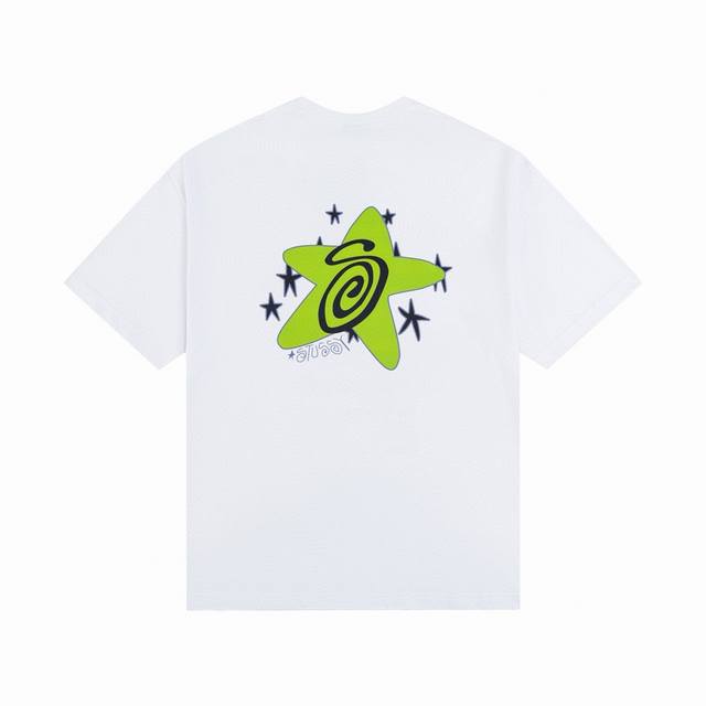 stussy Ss24 丝网印刷图案Logo短袖T恤 男女同款 始于海滩文化的Stussy ，从冲浪玩到滑板，创作与美感不断的占有街头潮流，联名系列也是备受追捧