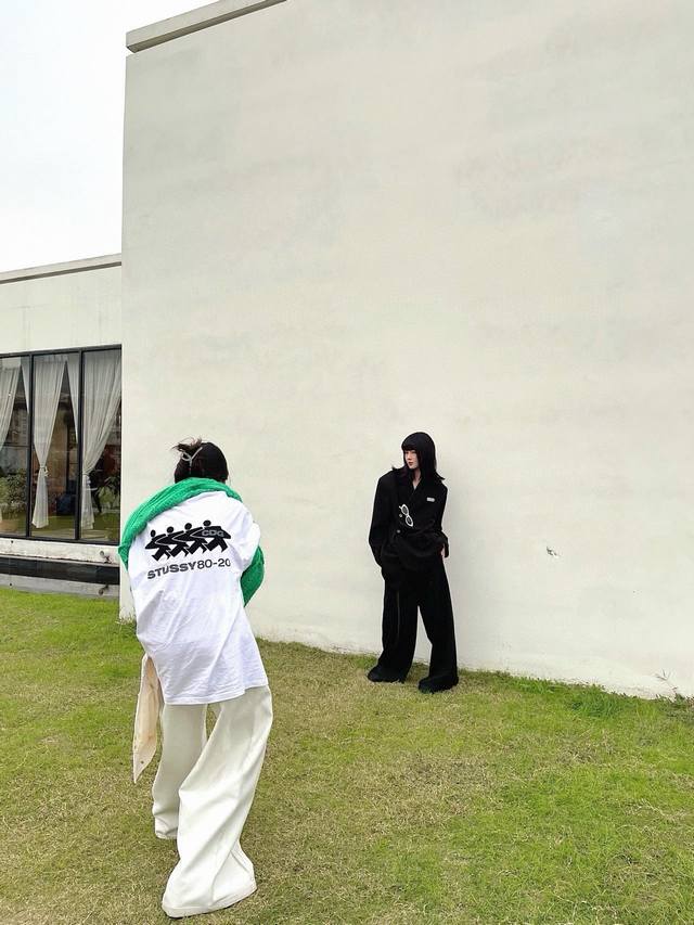 stussy X Cdg Tee 斯图西新品Cdg联名印花男女短袖T恤 *21S 260G 正品圆桶无缝面料100%纯棉 *市场天花板品质 Colour：白-黑