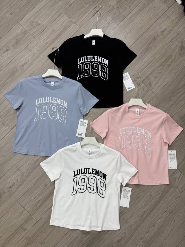 丶上新 Lulu女款T恤 细节图 马卡龙4色独家首发 Luluemon_Relaxed-Fit 露露乐蒙25年夏季Define线下同步舒适与美貌并存学院风T短袖