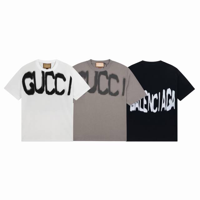 gucci X Balenciaga 古驰 巴黎世家联名前后涂鸦大字母印花情侣圆领短袖T恤-顶级原单版本 Color：黑色 灰色 白色 Size：S M L X
