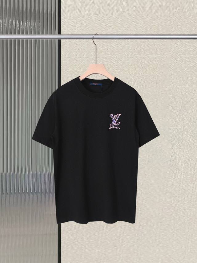 louis Vuitton 路易威登，2025Ss春夏限定款Lv驴家手绘前后印花 百搭圆领短袖T恤男女同款 高品质 精梳棉洗水处理 高克重 手感好 此款T前后图