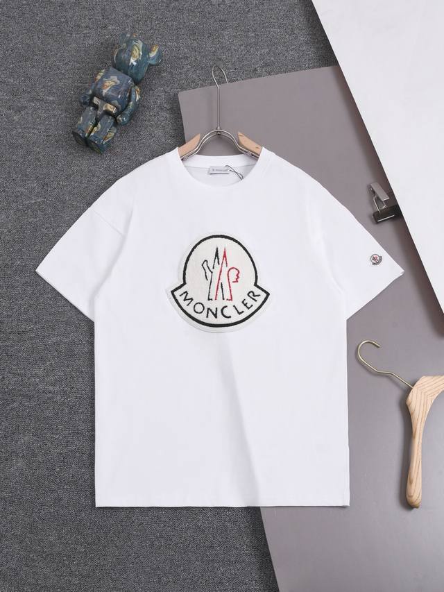 高品质 Moncler 蒙口毛巾绣大Logot桖， 25Ss春夏新品，官网旗舰店同步开售，M家经典大Logo，袖口章仔小标，非二次开发，原版成型，采用32支24