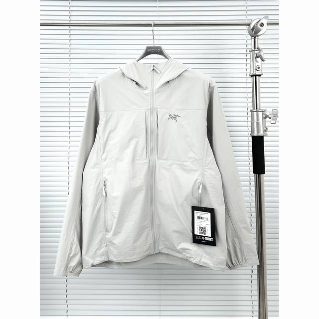 鸟Lw轻薄款连帽外套 隐秘灰 琢石蓝 球藻绿 黑色 S-Xl Arcteryx 始祖鸟Gamma Lightweight Hoody 纯色连帽软壳轻薄户外防风防