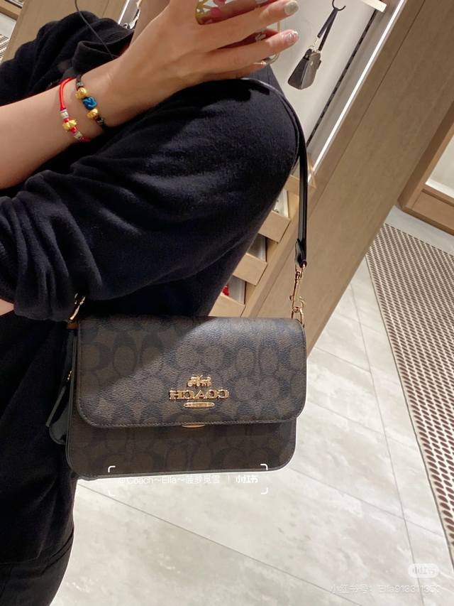 coach斜挎包 小方块豆腐包
