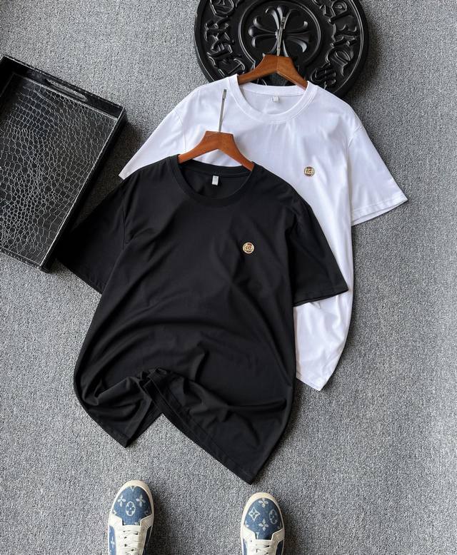 顶级80支玉蚕丝！ 人气爆款！Gucci 古驰双G专柜新品毛巾绣玉蚕丝圆领T恤！恒隆在售千元级，款号：5523 古驰家今年最新高端80支玉蚕丝面料！高端奢华面料