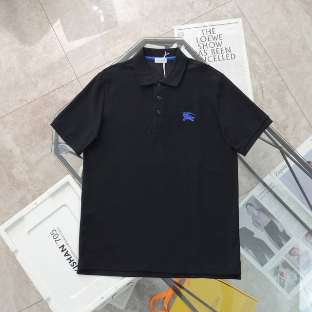 上新 纯原臻品 顶级复刻 Burberry 巴宝莉新款蓝色刺绣战马翻领Polo衫休闲短袖T恤 款号：0003 颜色：黑色 白色 购入原版开模打造，全套定制辅料，