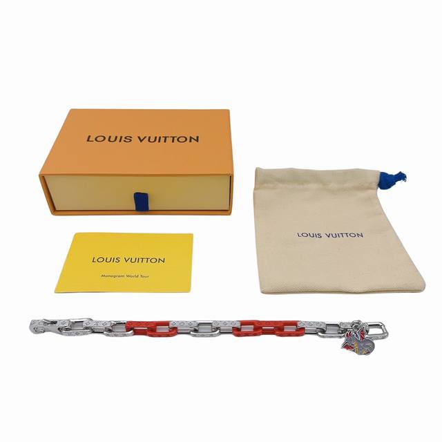 louis Vuitton 龙年限定龙型吊坠Logo字母刻印-精钢-树脂有机玻璃手链男款银色！Monogram Chain 手链-编码：M1262M-官网在售价