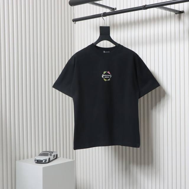 balenciaga 巴黎世家 25Ss 老爹鞋图案字母印花短袖T恤 购入原版开模打造，全套定制辅料，所有细节完美还原定织定染260G纯棉精梳棉面料，洗水后达2