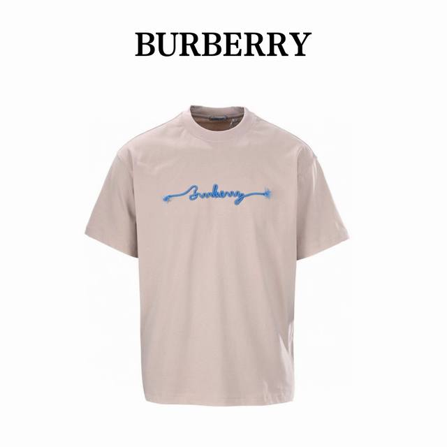 burberry巴宝莉Bbr 绳字绣花短袖T恤 原版购入4500购入，面料采用210G全棉磨毛面料制成，定制绣花粗绳。粗绳 0码起订量，染色还原原版。颜色一致无