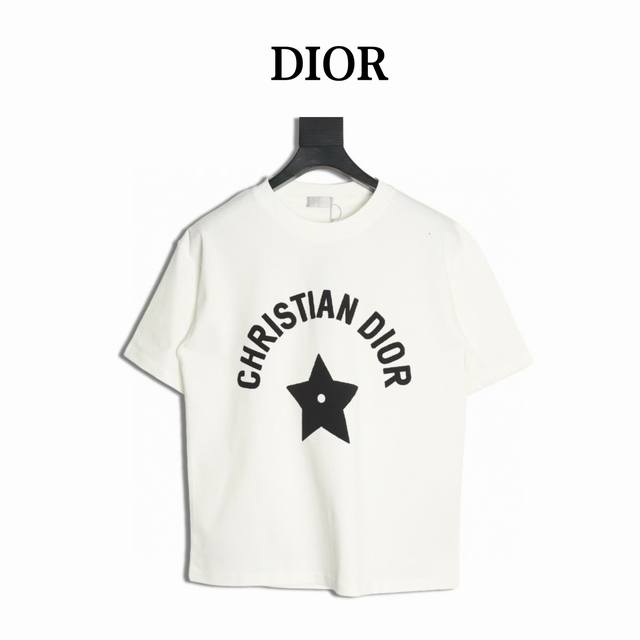 dior 迪奥 25Ss 五角星短袖T恤 面料采用定制240G 26支特滑双股精棉平纹高密无尘全棉布料。前幅高密度加厚，走线平整，代工品质，全套定制辅料。 尺码