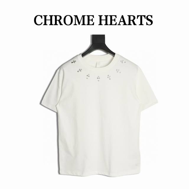 chrome Hearts 克罗心 领口银饰十字架短袖T恤 采用直喷进口机器印花 五金辅料均开磨定制 正确配置 黑色2025克罗心正品包装 280克定制定染双纱