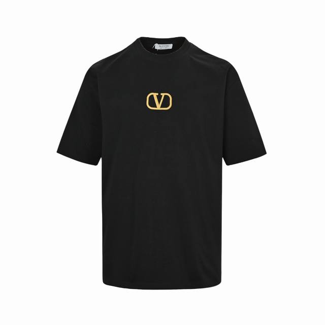 valentino 华伦天奴 Vltn 25Ss 金色Logo刺绣短袖 轻奢主义 男女日常通勤穿搭必备单品 正确版本 随意对比 详细特征 260克 % 纯棉双纱