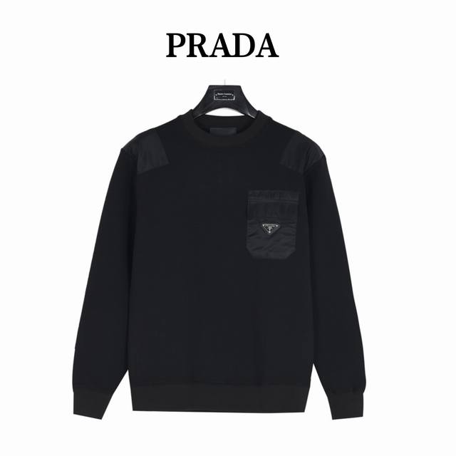 prada 普拉达胸口口袋圆领卫衣 男女同款全新美学灵感趣味设计,渠道性质精品。让整体造型设计更加优雅时尚，今夏最火系列，无数明星潮人追捧。裁剪工艺细节处理工整