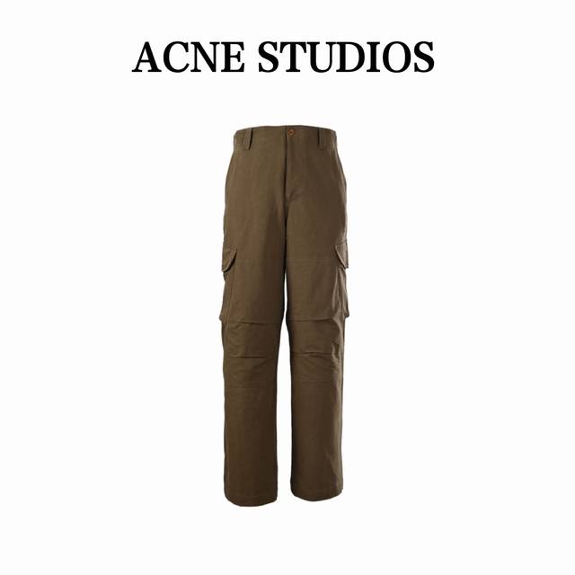 acne Studios 标签工装长裤 定制精织细密纹梭织奢华，模版机开袋，预设的模板来指导开袋的位置，形状和大小，精确性确保了开袋效果质量，布批重度效洗，布批
