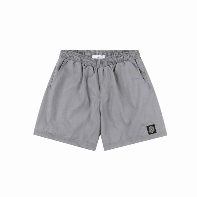stone Island 石头岛 刺绣小Logo尼龙短裤 功能性很强大 Oversize版型 标识性的金属尼龙元素短裤 男女生百搭原单品质单品 爆炸在每个街头
