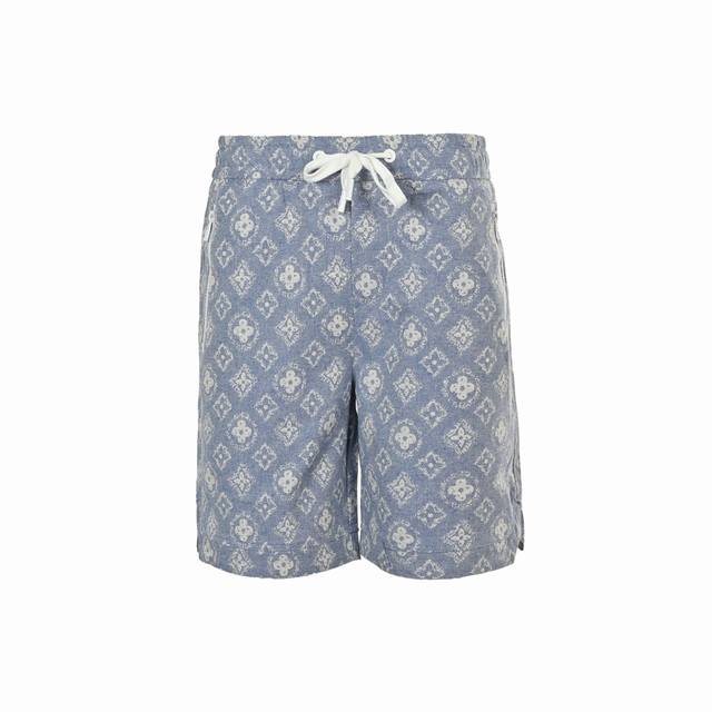 louis Vuitton 路易威登 满印老花拉链短裤 原版购入，第一时间打版。面料为定制密纺科技面料轻薄面，上身丝滑透气。红外线定位裁剪，工装裤型设计，上身无