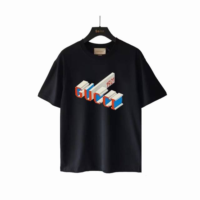 实拍细节图+尺码表 Gucci 古驰 3D彩色Logo印花短袖T恤 选用客供定制针织 %纯棉面打造,面料手感细腻，厚实有质感的纯棉布 高密度的机织工艺，如棉絮般