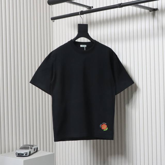 kenzo 高田贤三 25Ss 花朵印花短袖T恤 面料采用定制240G 26支特滑双股精棉平纹高密无尘全棉布料。前幅高密度加厚，走线平整，代工品质，全套定制辅料