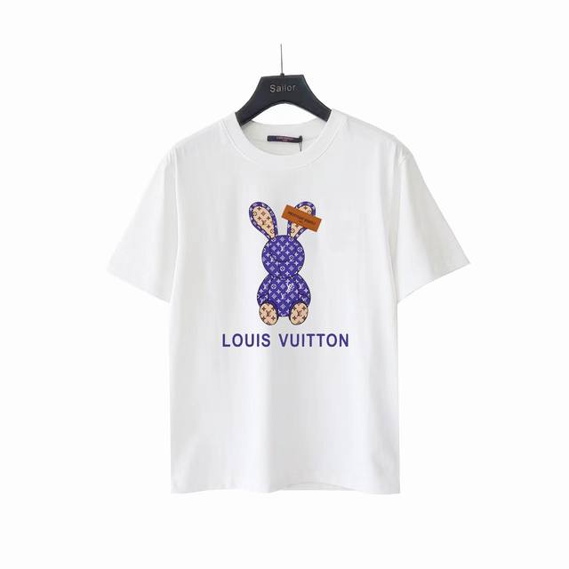 实拍细节图 +尺码表 Louis Vuitton 路易威登 紫色小兔公仔Logo印花短袖 定制260克同缸染面料 手感非常舒服 春夏最新砖柜同步 时尚又个性 超