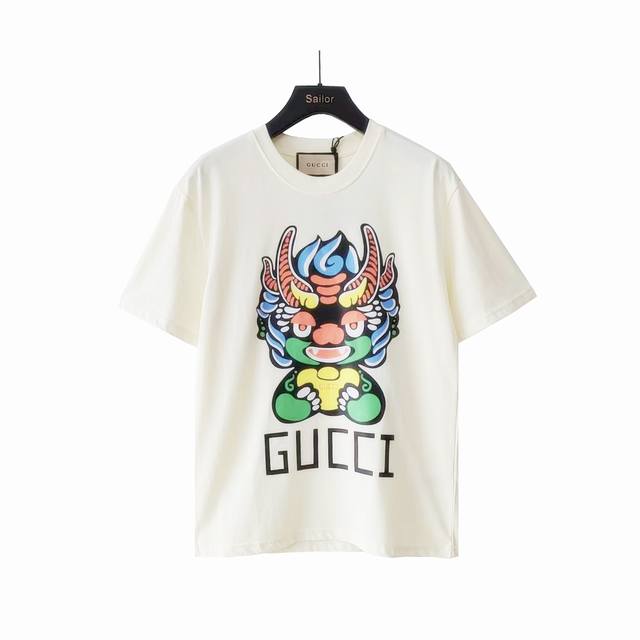 实拍细节图+尺码表 Gucci 古驰 24Ss龙年限定Logo短袖T桖 官网同步，专柜纯棉面料！贴肤舒适，耐看又好穿，经典简约Logo设计，原厂工艺一丝不苟，定