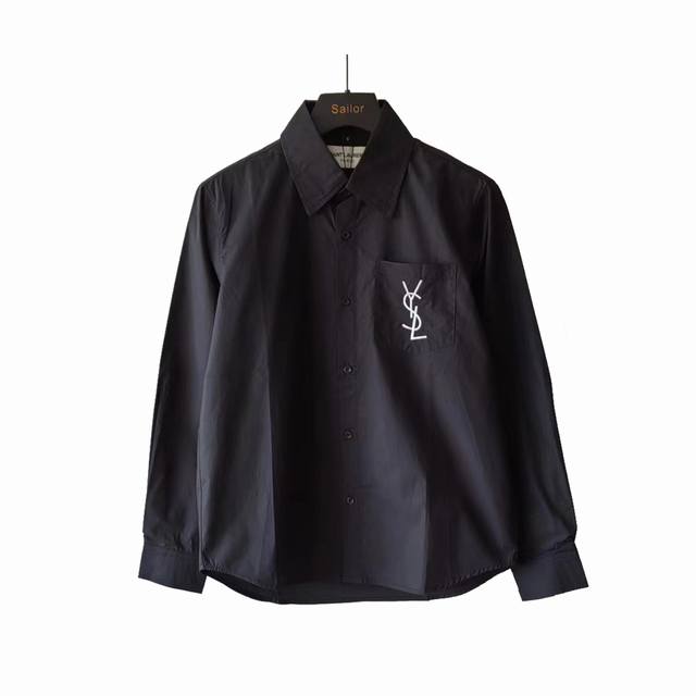 实拍细节图+尺码表 圣罗兰Ysl 23Ss 刺绣Logo衬衫 独家发售 面料采用纯棉定制面料 刺绣前面口袋 专属Ysl重工刺绣 后背与前面相对称 Ins爆款 颜