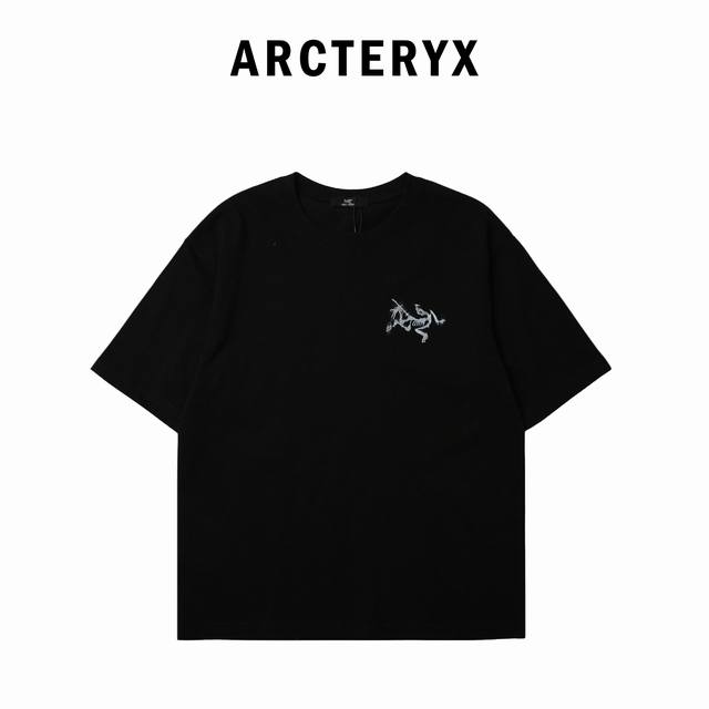 arcteryx 始祖鸟 后背九宫格印花短袖T恤 前后胸字母涂鸦鸟双重设计，潮酷时尚，32支双高克重纯棉洗水面料，不缩水，不变形，经典百搭不过时，时尚有活力，男