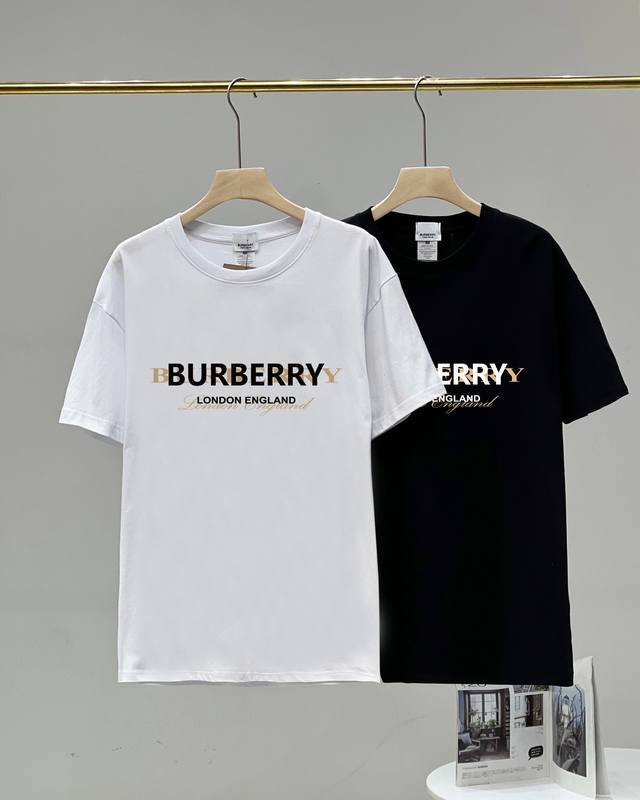 巴宝莉Burberry新款字母男女同款情侣款短袖T恤，全品相！！网红款！上身舒适透气，纯棉面料剪裁，满足通勤人们对于着装的简约需求，上身效果很好，显瘦，不挑剔身