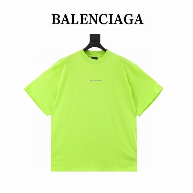 balenciaga 巴黎世家 字母前后刺绣短袖 独家定织定染布料 质感柔软舒适 前后幅巴黎英文字母Logo刺绣 刺绣饱满 Os落肩宽松版型 春夏最新砖柜同步
